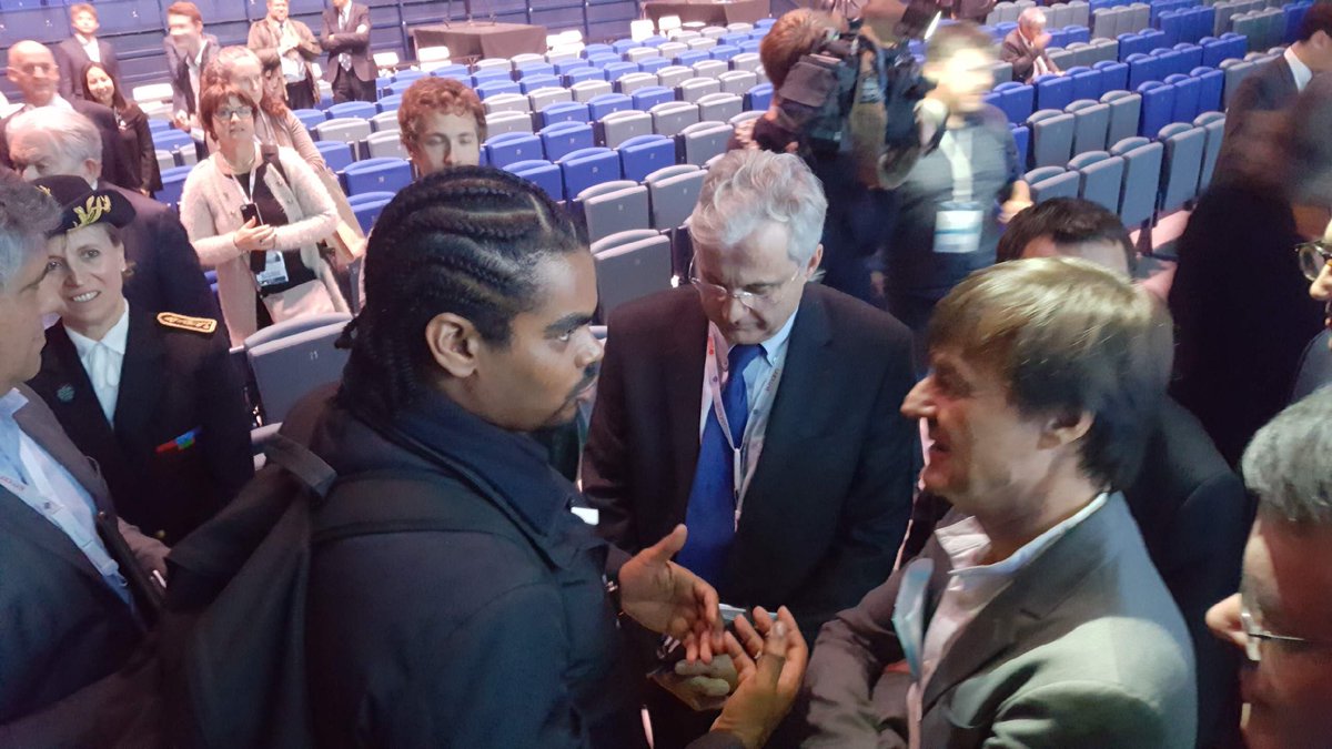 Paul BOUSQUET était aux assises de l’économie de la mer : découvrez les annonces du ministre ... lyceedelamer.fr/content/discou…