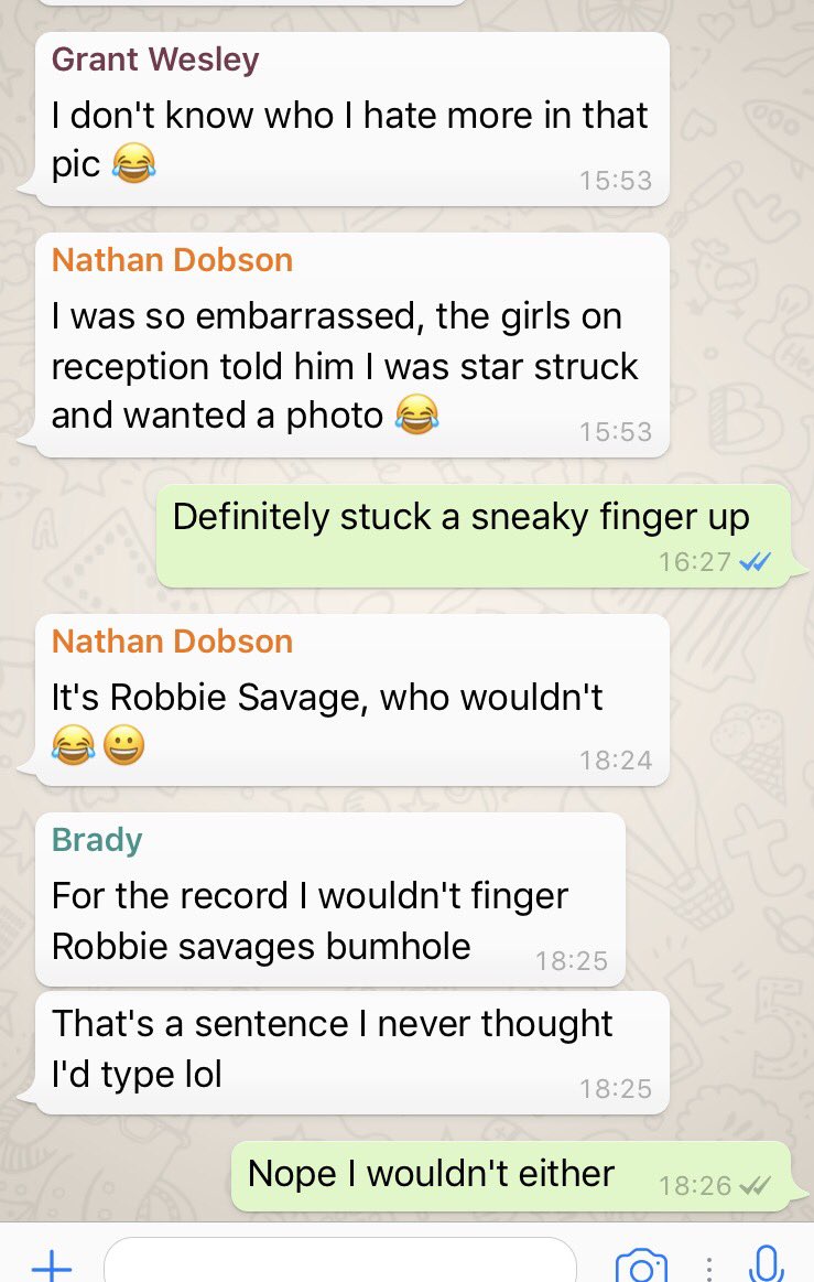deanmorris8's tweet photo. @RobbieSavage8 think my mate wants a bit... @Nathan_Dobson7 https://t.co/toIhM9MiCI