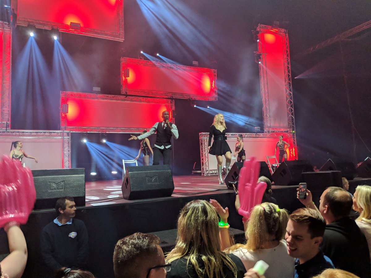 mthie's tweet photo. E-Rotic on stage... #Mega90er https://t.co/xQ4K23ZQzi