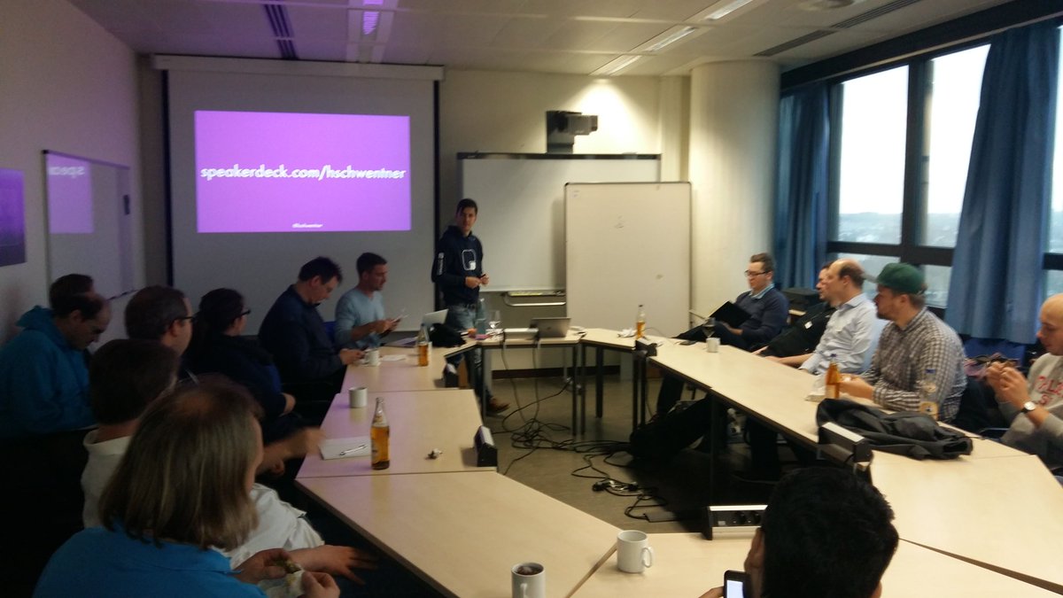Informatiktage's tweet photo. Der wps-Workshop zu Domain Driven Design beim #DevCamp17 in Hamburg. https://t.co/DWZX8W1QYq