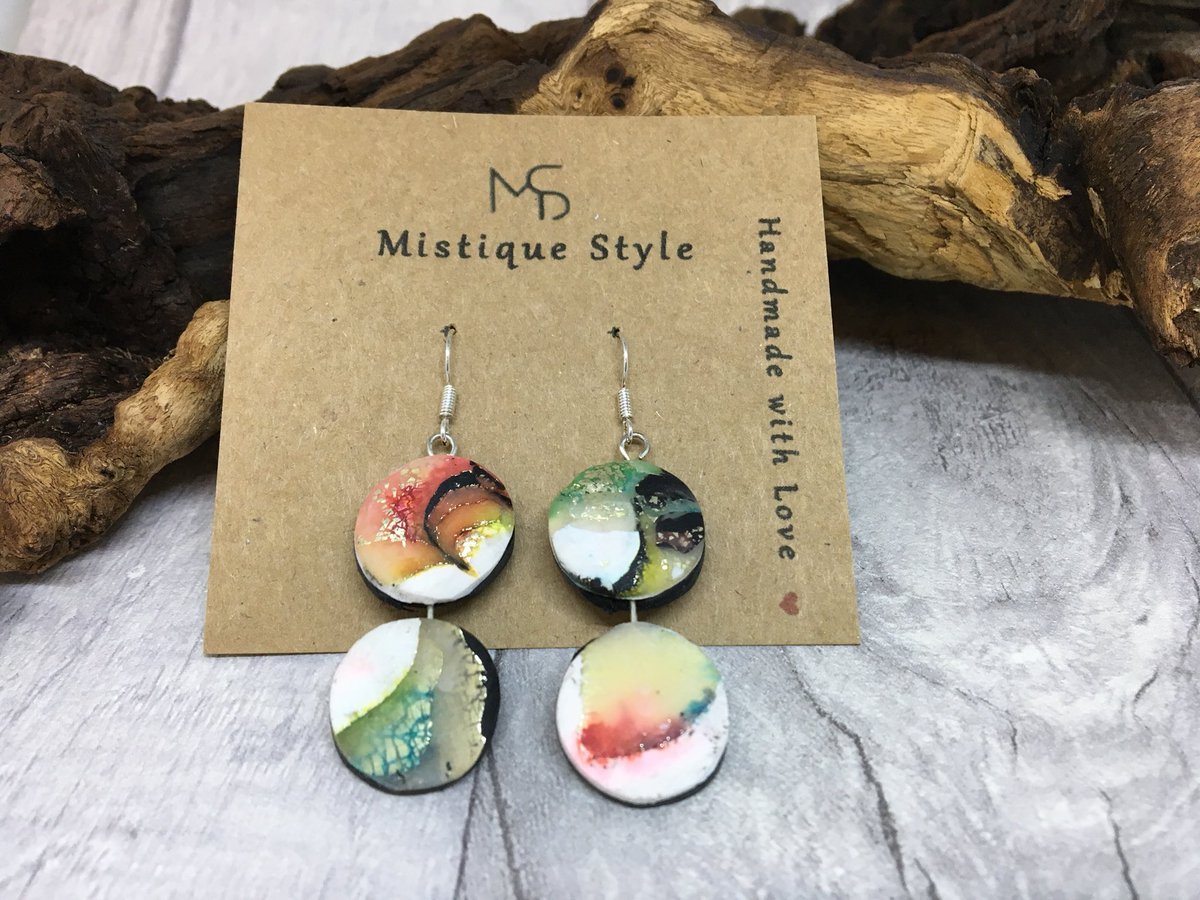 MistiqueStyle's tweet image. BLACK FRIDAY SALE!! 30% OFF EVERYTHING!!  etsy.com/shop/mistiques…