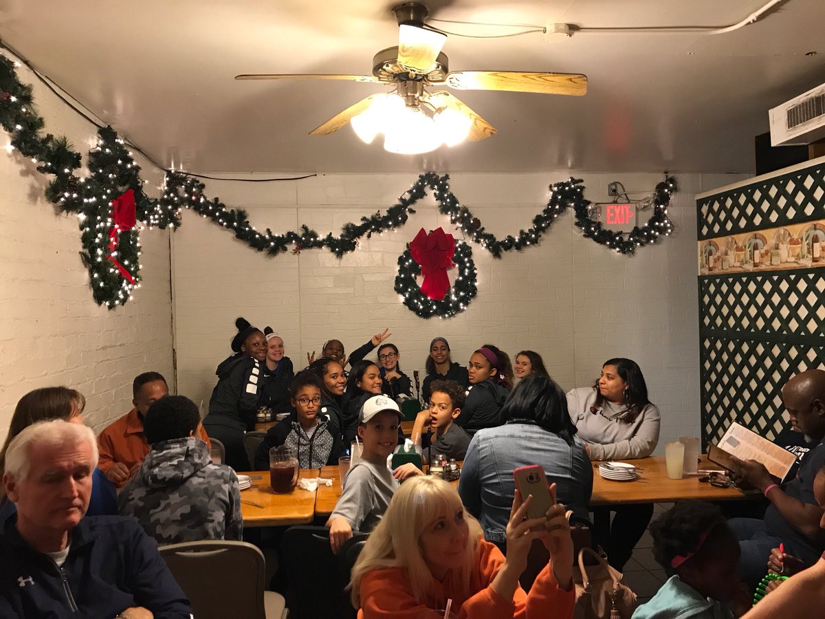 Schlarman Hoops (@schlarmanhoops) on Twitter photo <a href="/SchlarmanHoops/">Schlarman Hoops</a> Dinner night at The Pizza House before our dbl header tomorrow tip-off @ noon & 6pm #Toppers #R2RB <a href="/SchlarmanHoops/">Schlarman Hoops</a> Dinner night at The Pizza House before our dbl header tomorrow tip-off @ noon & 6pm #Toppers #R2RB