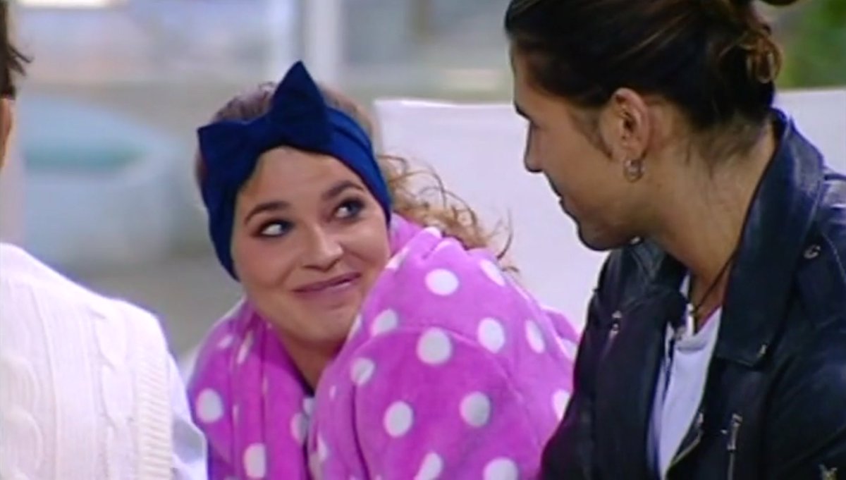 cloudy__93's tweet photo. Una Ivanina imbarazzata
Un Luchino "innamorato"
♥️ #gfvip #Luvana https://t.co/wzXXfAHBan
