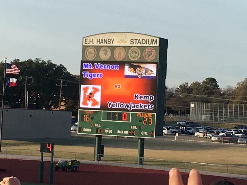 KHSJacketTV's tweet photo. Jackets Win!!!! We beat Mount Vernon 23-16! I’m so proud of our boys, area champs! https://t.co/pW5wxWab4i