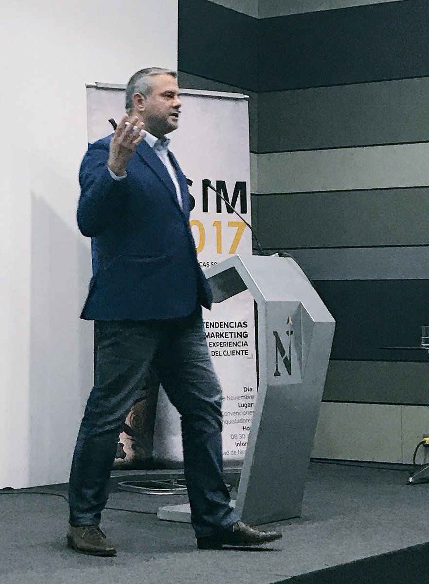 jraul_galindo's tweet photo. #Innovacion : las empresas deben pensar en desarrollar alternativas incrementales, evolutivas y distruptivas.   @huascar_ezcurra #SIM2017 #negociosUPN https://t.co/52fWCrVXaU