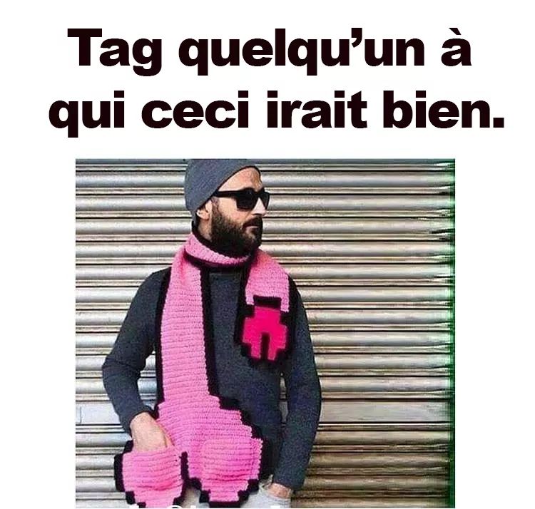 SoCreaCandle's tweet photo. @jeremstar j'ai trouvé ton écharpe idéale vermine ❤️😂 https://t.co/wSNLDMNuzp