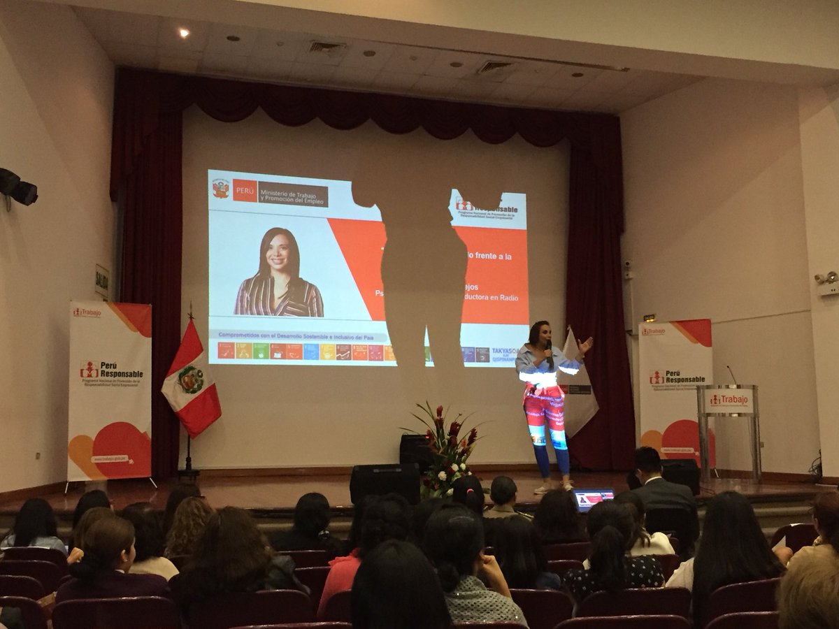 mchivilchezt's tweet photo. “Una mujer empoderada es aquella que se acepta” @monica_cabrejos #PeruResponsable #HayqueSumaRSE #EmpoderaRSEMujer https://t.co/c01qMCeVOw