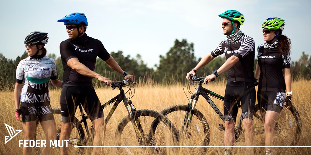 FEDER_MUT's tweet photo. Explore · Dream · Discover #federmut #traindingoutfit #socks #cyclist #cyclingsocks #runningsocks https://t.co/VjGPiA5RQv