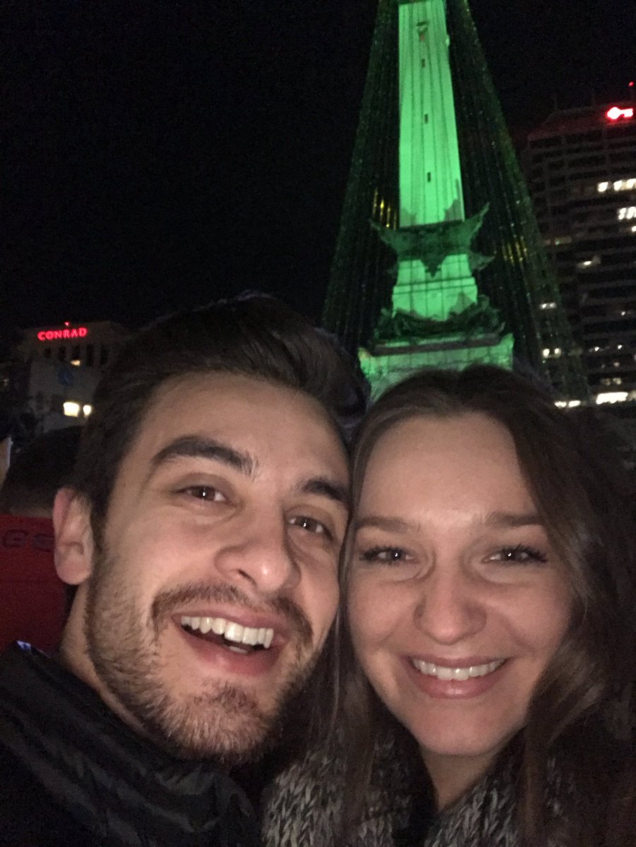 RowanJudah's tweet photo. #CircleofLights w/ @GarmonMeghan https://t.co/EfA8L62Gdg