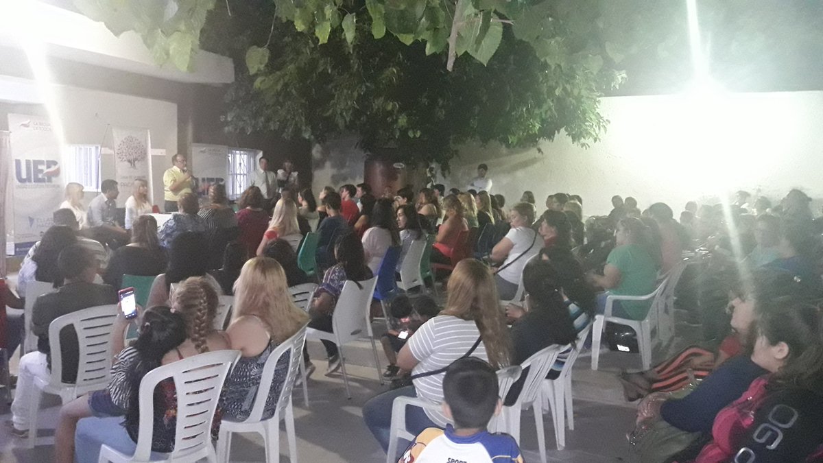 UEPLaRioja's tweet photo. Entrega de Certificados cursos realizados en la casa de la mujer PACHAKUSI. Felicitamos a las titulares del programa Ellas Hacen. https://t.co/JB28GW2P3u