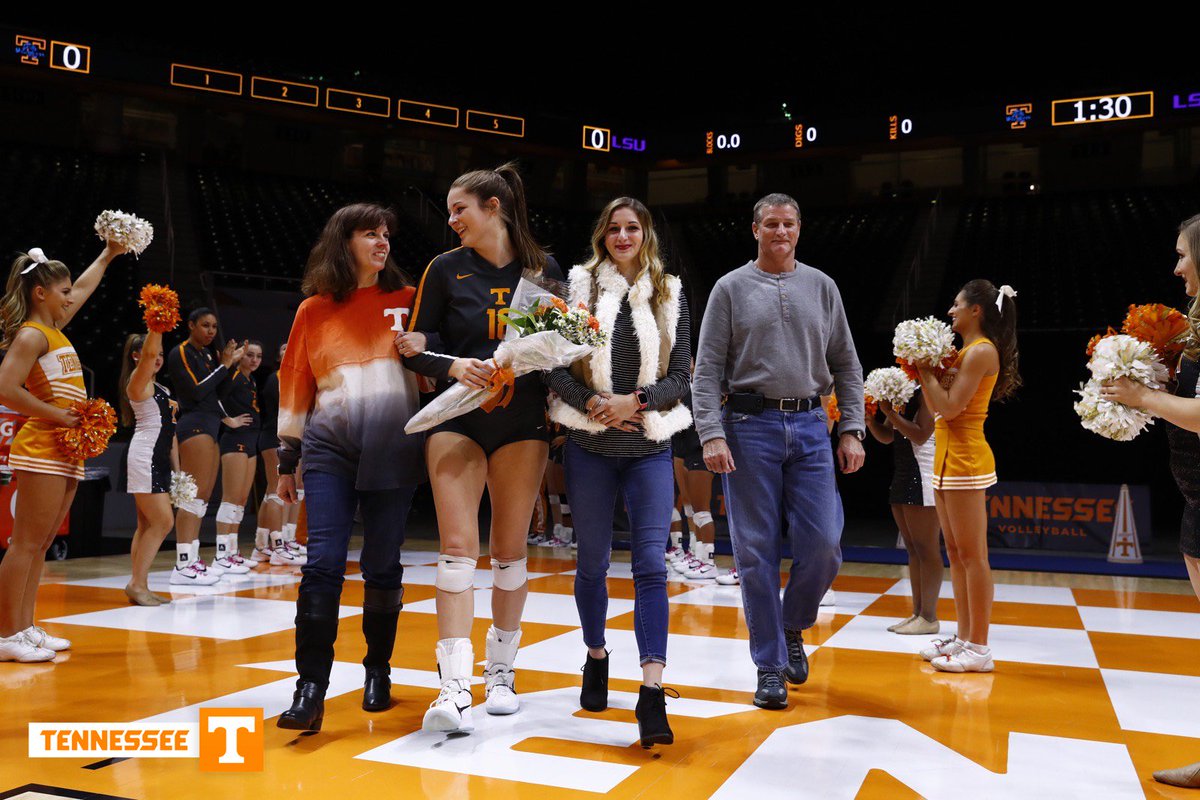 Vol_VBall's tweet image. A big THANK YOU to our senior class! @mackenziecooler @KaniJimenez @stephbuss9 @kenndraaa21