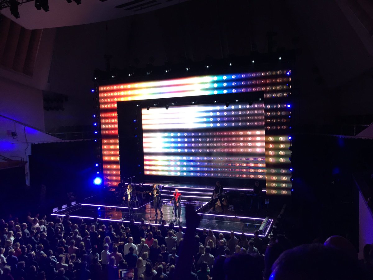 VivaBananarama tweet picture