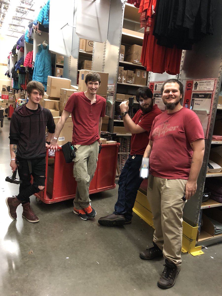 Another successful Black Friday for #1957! Thankful for all the teams that made it happen! <a href="/libbyhume/">Libby Hume-Gaspar</a> <a href="/vinhreecenguyen/">Vinh</a> <a href="/MindyReher/">Mindy Reher</a>