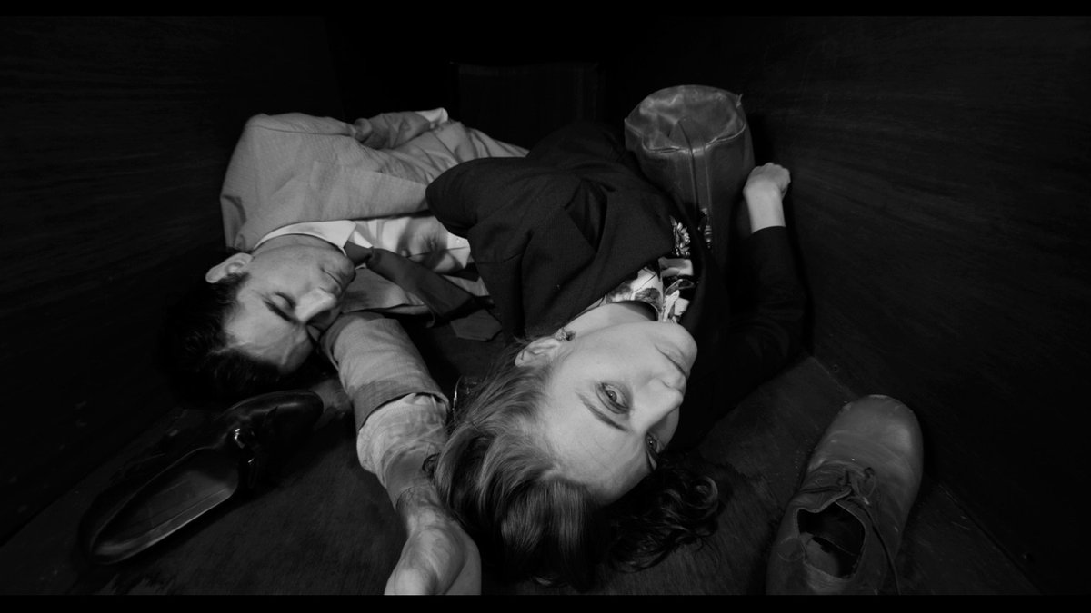 Te esperamos, los dos.
En dos salas y en dos horarios 🤡
#OjosDeMadera 🏃‍♂️
<a href="/LIFECinemasuy/">Life Cinemas</a> 21 👉22;20 hs
Sala B de la Nelly Goitiño 👉18:30 hs
Mirá el trailer 👉tinyurl.com/y7p6986z