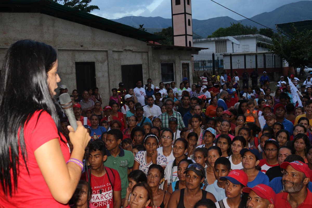 @johanita_kenpo ha demostrado que @marino_potencia 
Necesita del toque femenino porque mariño es territorio feminista