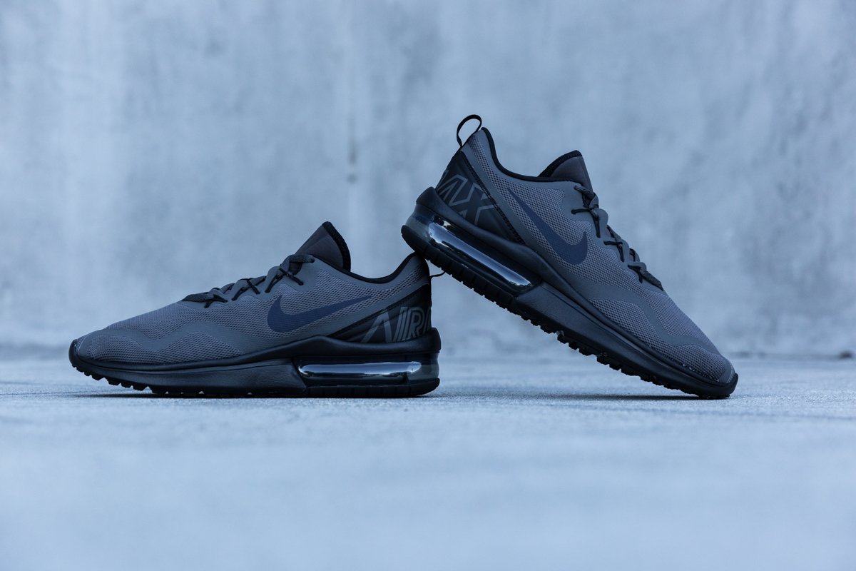 nike air max fury midnight fog