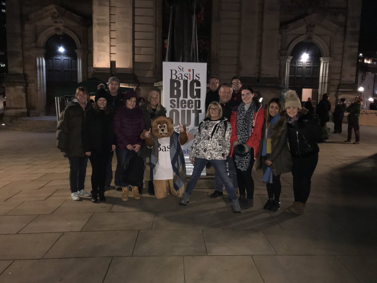 DRichardsonLB's tweet photo. Lloyds team attending tonight’s @StBasilsCharity sleepout in Birmingham https://t.co/xKcsuzkVsq https://t.co/NZsoFy0T7Y