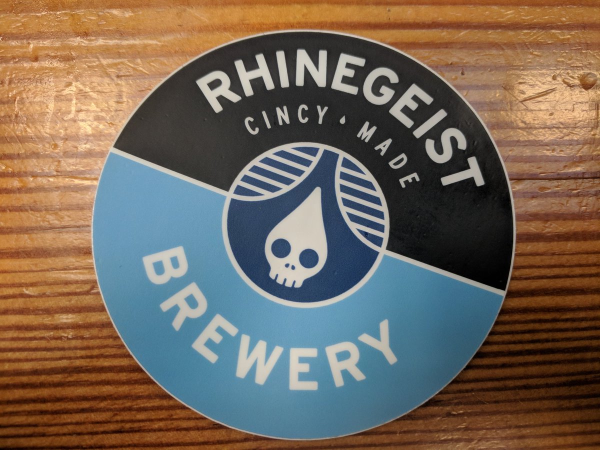 MktingGuy's tweet photo. Family fun for the holiday. #Thanksgiving #rhinegeist #OTR @jtye https://t.co/TKW17l68mf