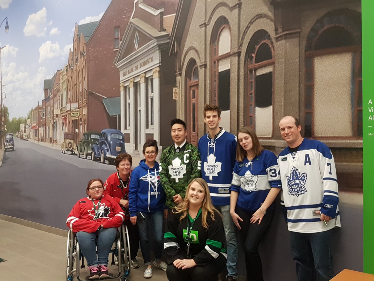 leahE0224's tweet photo. United way kick off!! Jersey day to start the fundraising $130 so far 💚😁 @KarenYoussef_TD @GarrettNieuw @TaraLynnH_TD @poojology https://t.co/YTBS9nCQcJ