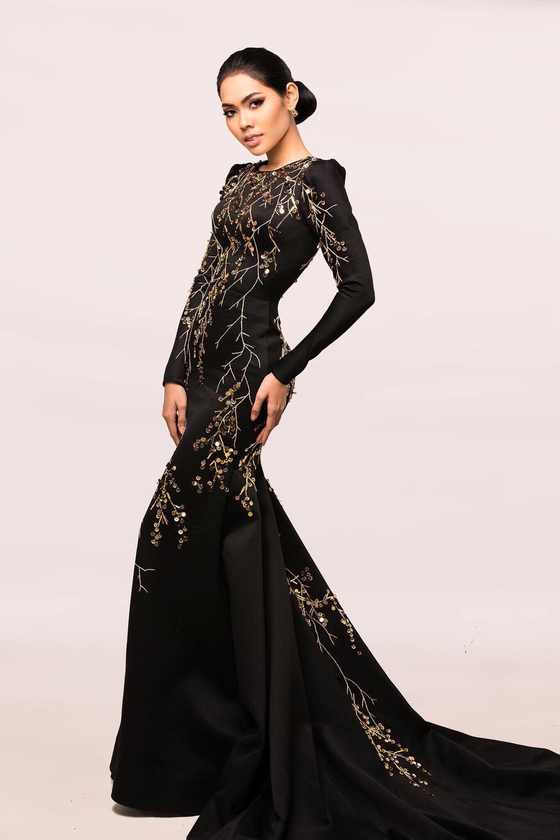 sothearybyfan's tweet photo. #MissUniverse #Cambodia top 16 https://t.co/Muwarj8eQ8