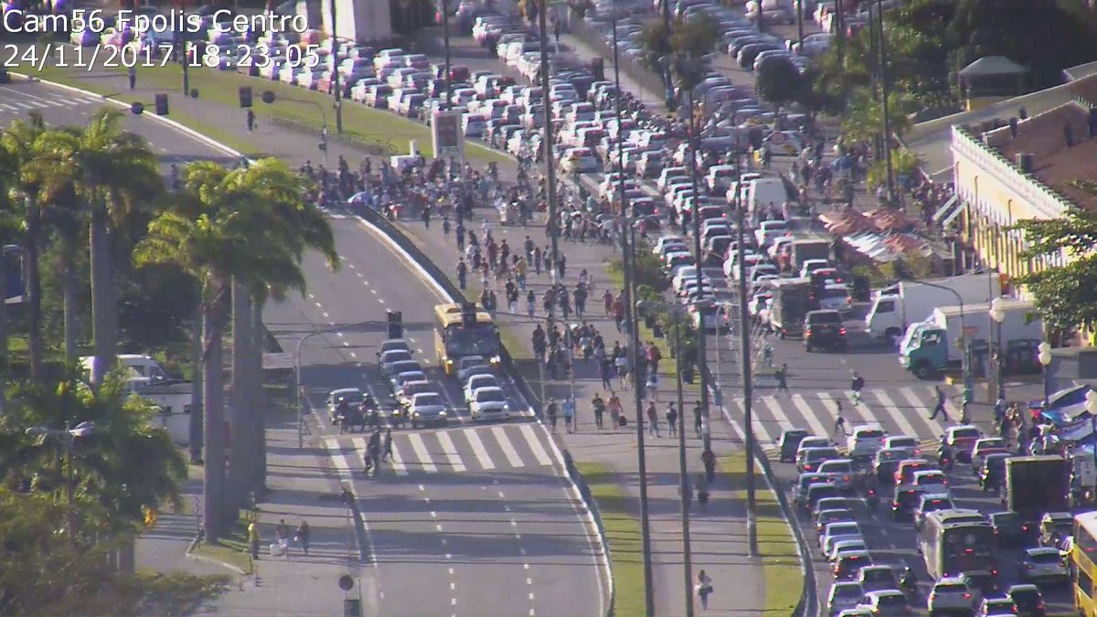 MonitoramentoSC's tweet photo. #Florianopolis #SSP #transito #PauloFontes #Ticen https://t.co/m9xWiw0Bxp