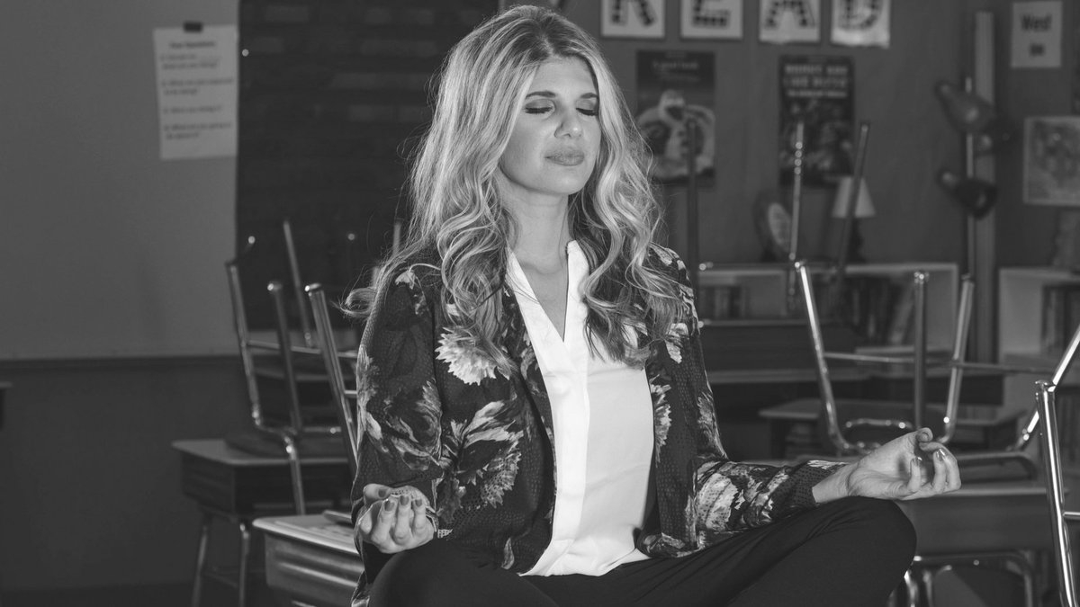 JoyIncome's tweet photo. https://t.co/OJtcAH9IHz

Read Lyndsay's story of stumbling into entrepreneurial work and creating a heart forward life helping other others start businesses. @generatwellness https://t.co/cJ9hwTBLKd