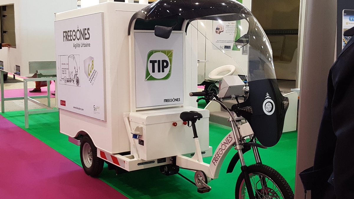 TIPservicesEU's tweet photo. #freegone #electric vehicle w/ @tipeurope green livery spotted on #SOLUTRANS2017 https://t.co/U323cziEMl