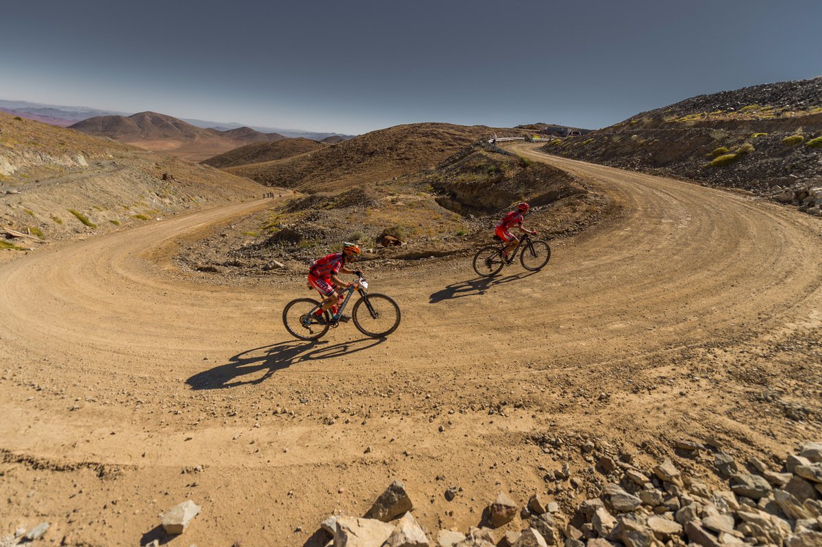 Algunas imágenes de la tercera etapa de Épica Atacama 2017 bit.ly/2n1ksW0 #somosepicos 😀😀😍