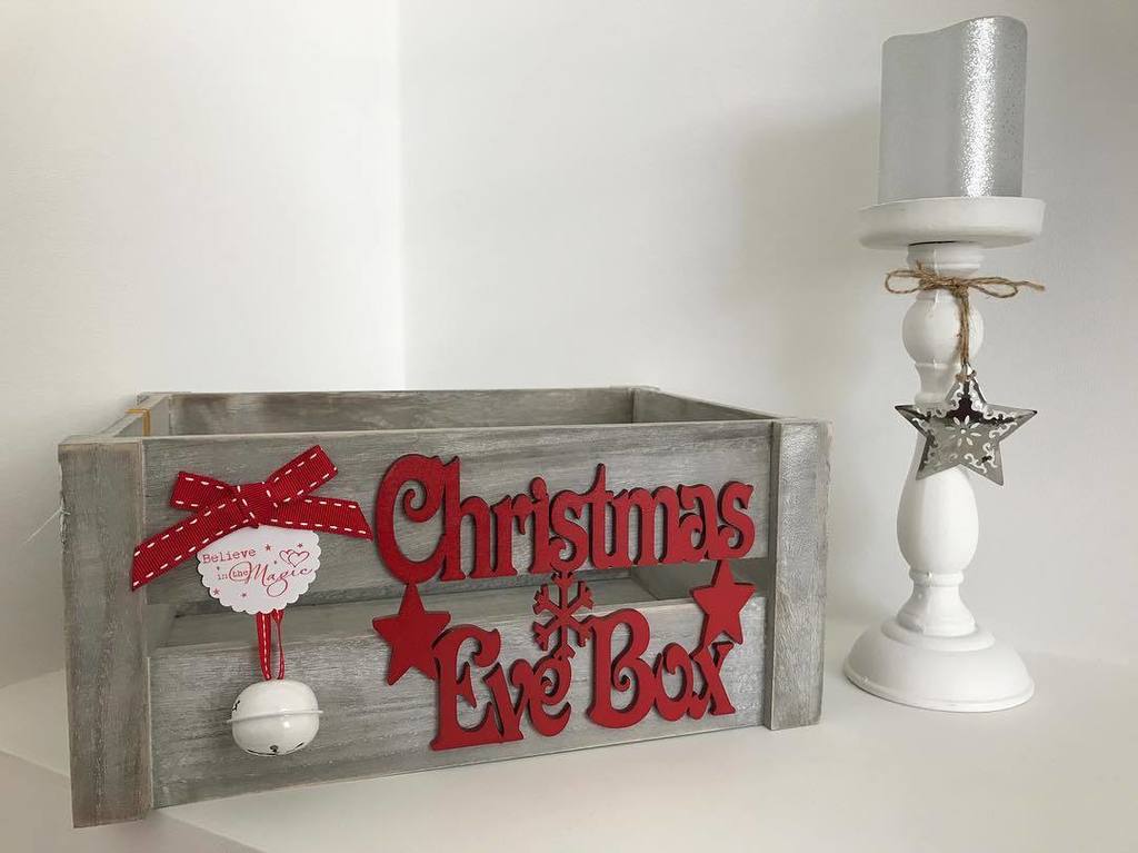 CraftyBabyUK's tweet photo. #christmasevebox #christmas #christmaseve #christmasgifts #rustic https://t.co/B2cRzAgGkH https://t.co/enWSCvAiNh