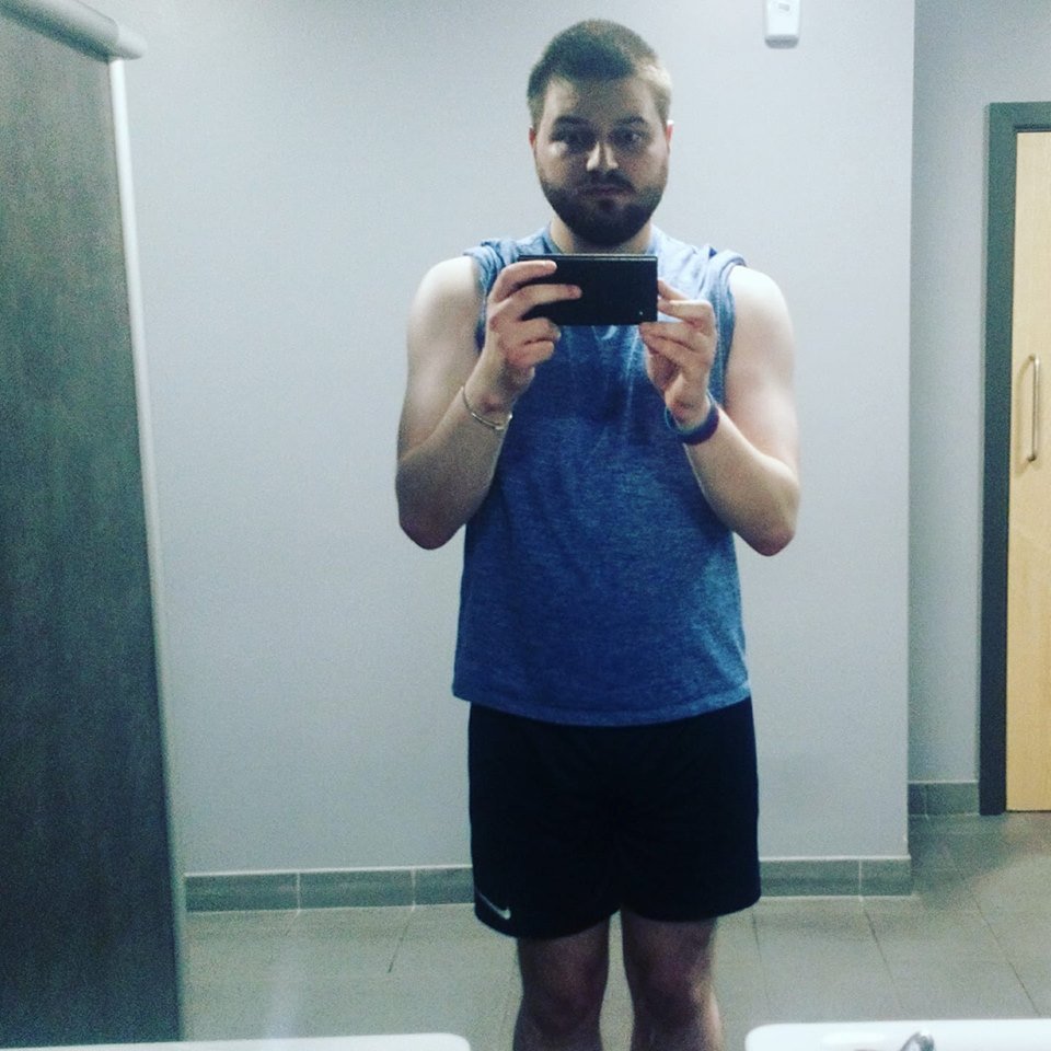 timhiltonchess's tweet photo. Push yourself, no-one else is going to do it for you #fitness #strength #gains #selfie #strength #muscle #motivation #goals https://t.co/xhJDcPofFU