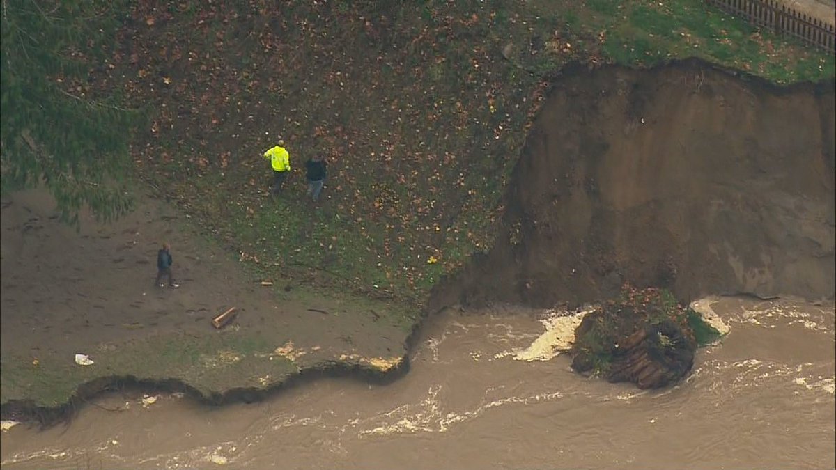 Serious erosion happening along Skagit River in Lyman, WA as waters
