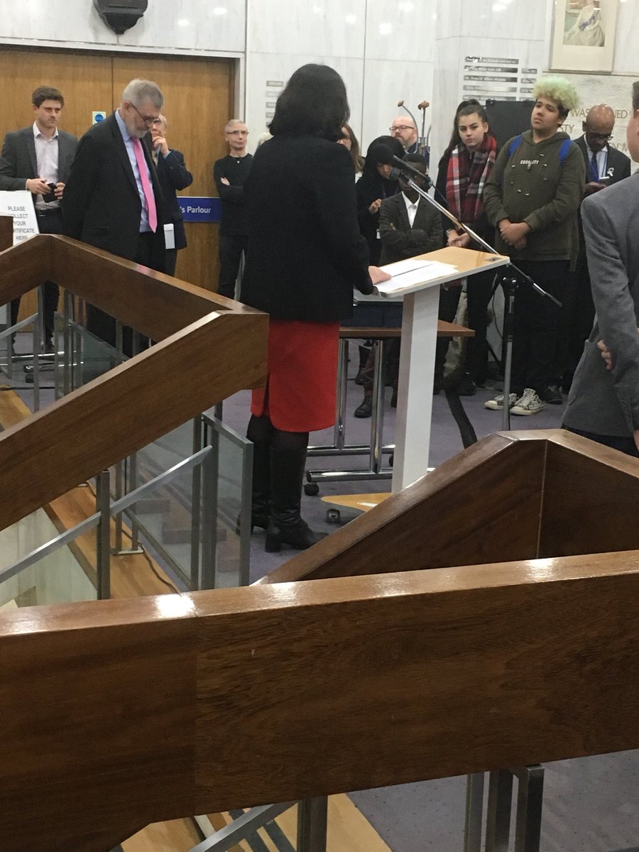 vickyfoxcroft's tweet photo. Great to attend @mayorbullock “Mayor of Lewisham’s awards for voluntary contributions” to our local community. @cllrmillbank making important points about the role our local champions play in our community @DoubleJabABC @deptfordfolk and many others https://t.co/QZshFFY03B