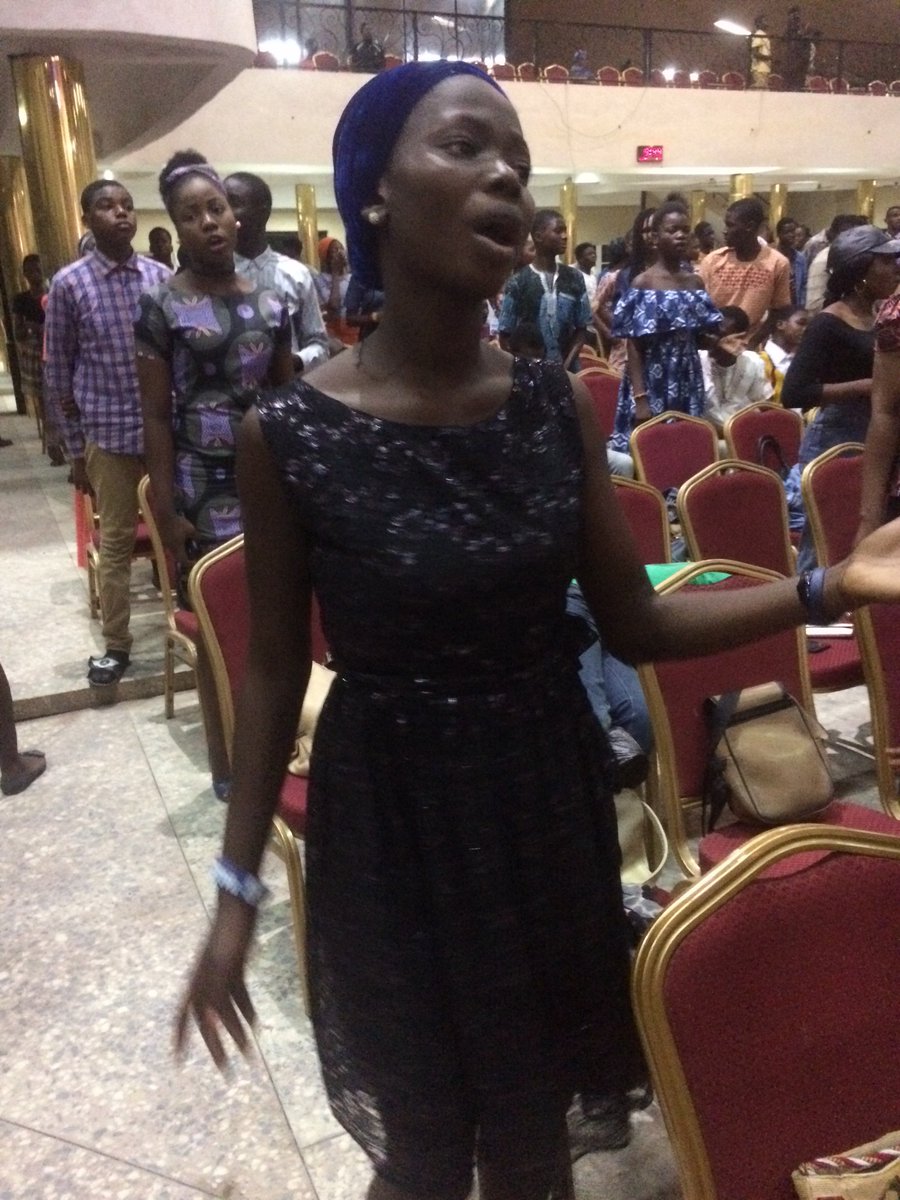 RCCG_LAPTAR's tweet photo. Worshiping to access the Father #APNight10 #TheKingsPraise https://t.co/ALCQXNSnhq