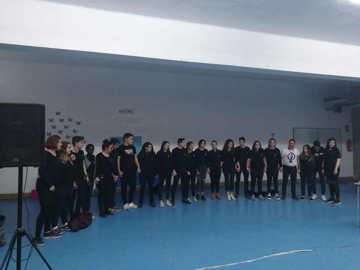 ROSA Mª R. tweet media