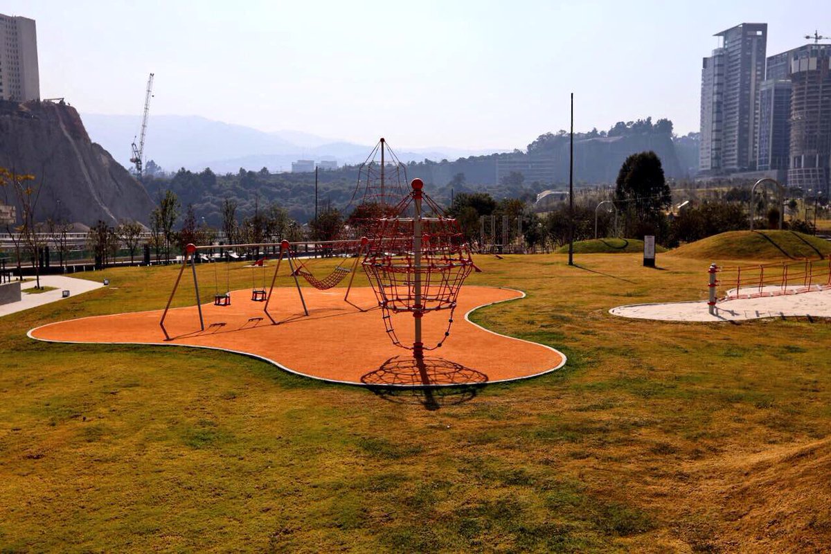 ManceraMiguelMX's tweet photo. Con la entrega del Parque #LaMexicana garantizamos un nuevo espacio para la convivencia de las familias capitalinas #mm https://t.co/0MuLjhlWJy