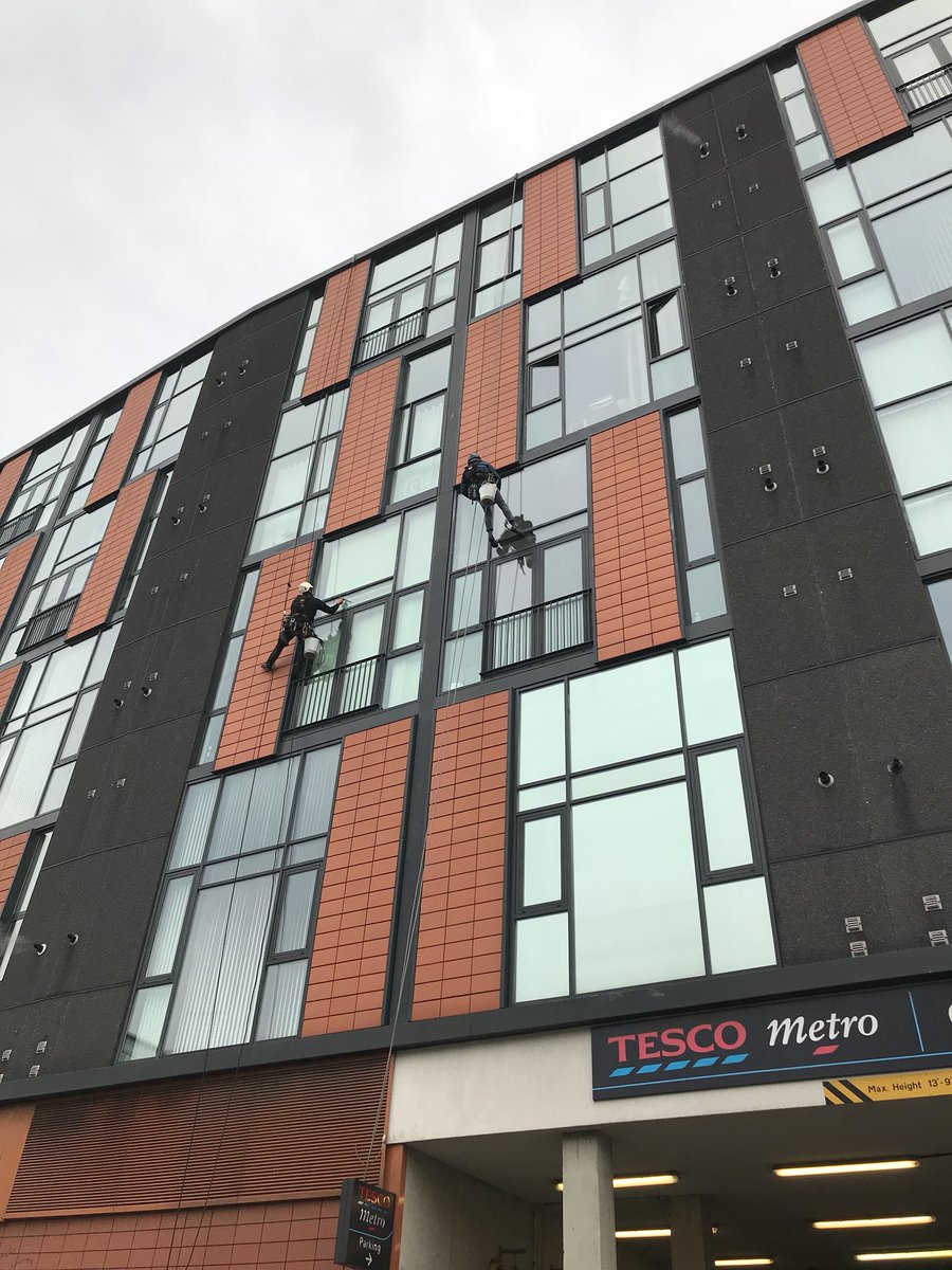 IssigonisHouse's tweet photo. It’s window clean time at #IssigonisHouse by @SBHGLondon https://t.co/HFTCtF7j2w