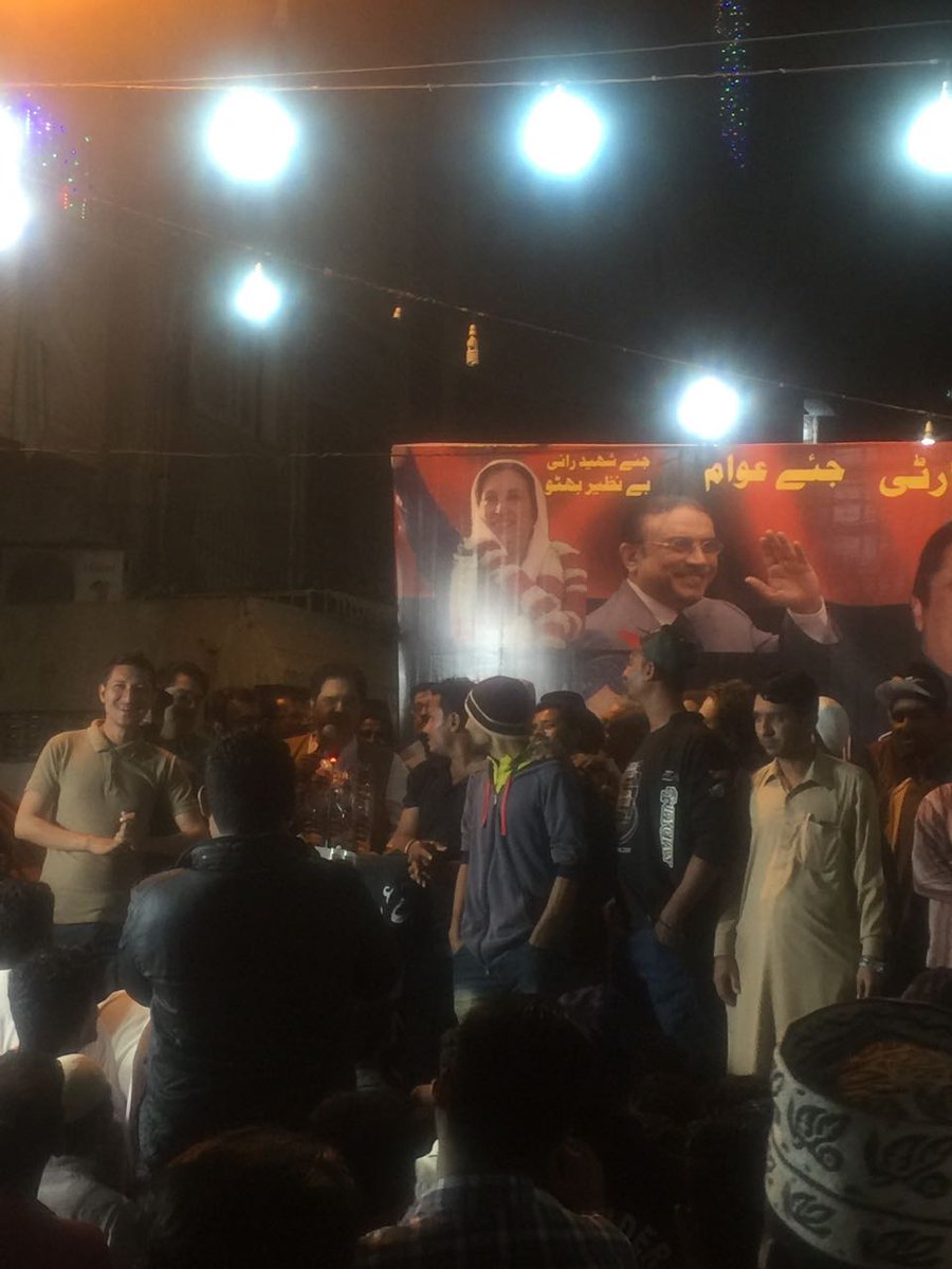 srbalochlyari's tweet photo. #nabilgabool #lyari main jalsa boht bada #programe #flopppp #Lyari sirf #lyari walo ka #psp #pspinlyari #paksarzameenparty @BBhuttoZardari @nadyaaGabol @KamalPSP @PSPPakistan @mrazaharoon @WaseemsDesk @WaseemBadami https://t.co/5d4k2onN9O