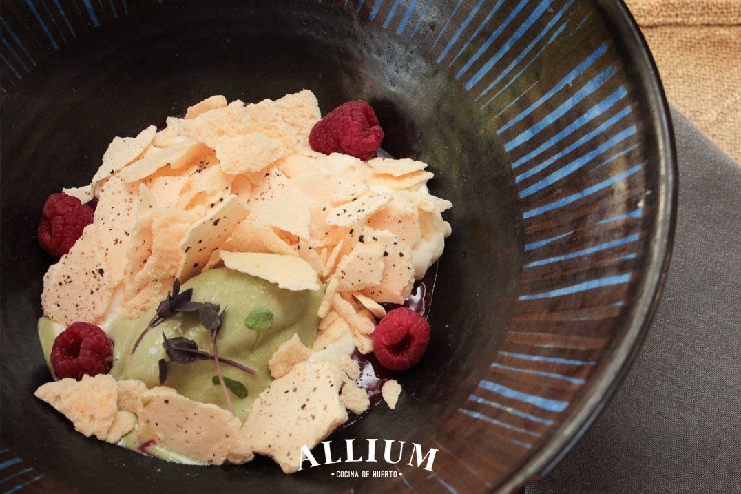¿Ya conoces nuestros postres? El día de hoy te esperamos en Allium. #ConoceAllium