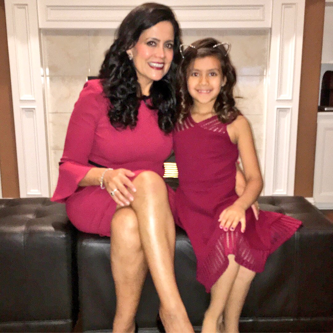 LupitaSCornejo's tweet photo. #LifeWithTheCornejos grateful for another year filled with #love, #family, #friends and #LifeatATT. Thank you #God for not giving me what I deserve, but giving me much more.#HappyThanksgiving #ThisIsUs #HT2017 #OffTheDiet (#MyDayInLA on vacay) https://t.co/A2KwMqXNhk