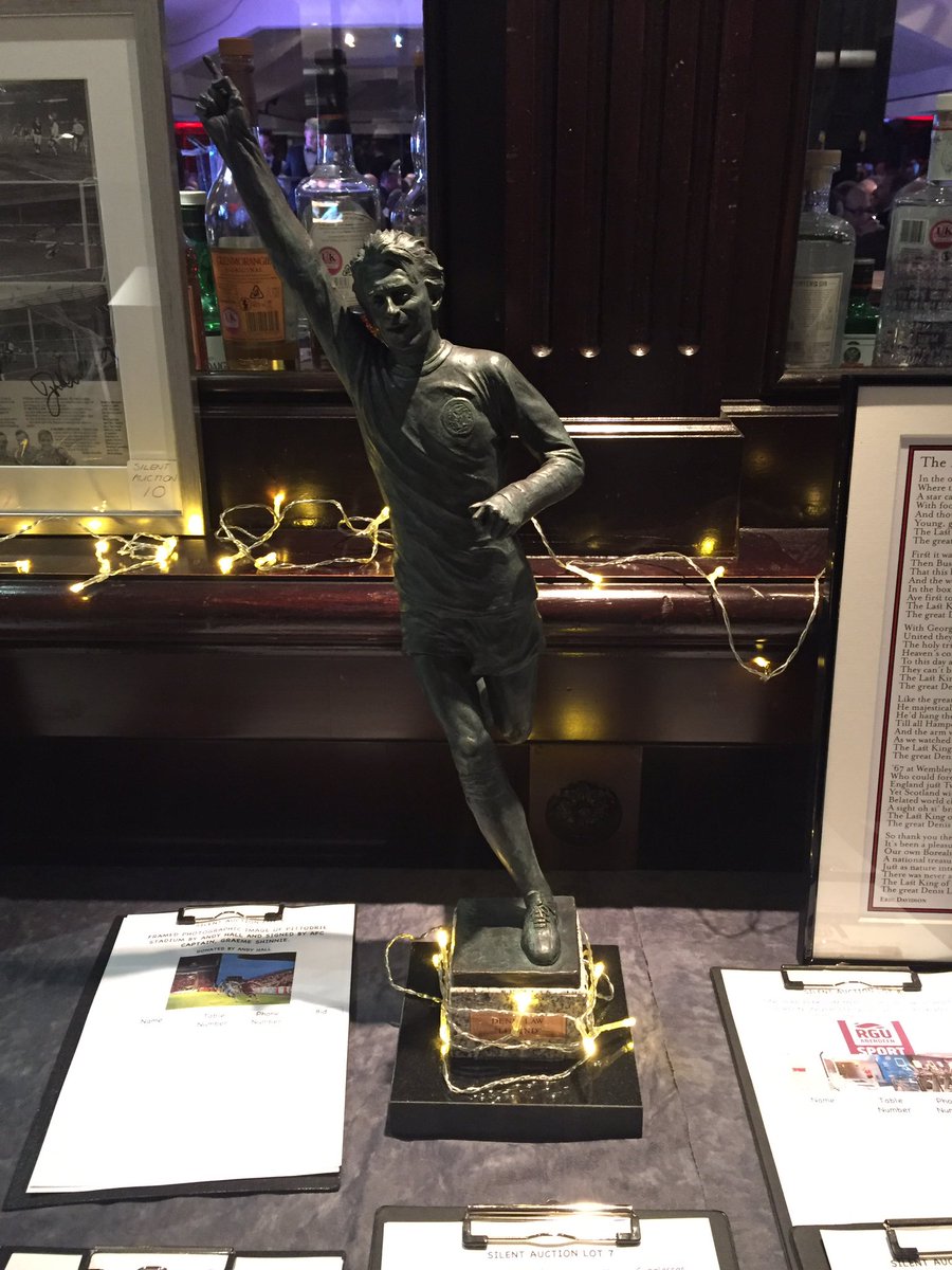 DLStreetsport's tweet photo. Some top auction prizes available this evening @themarcliffe raising funds for @DenisLawLegacy with @BumperGraham @JohnnieWatson23 @MCalexfleming #LawCruyff #TotalAberdeen #YesBallGames 👍🏼☝🏼 https://t.co/wxdj32XwFO