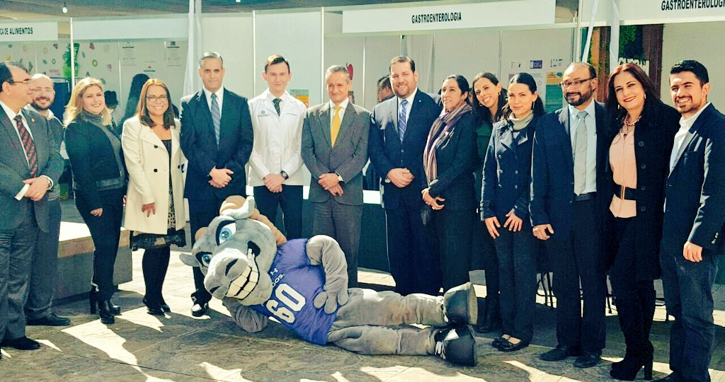 emcs_tecdemty's tweet photo. Invitados y autoridades de la #EMCS y del @Tec_CCM visitando los Stands de @Meditec_cdmx en las instalaciones de @hospitalangeles Acoxpa https://t.co/QWA2Pp7kpo