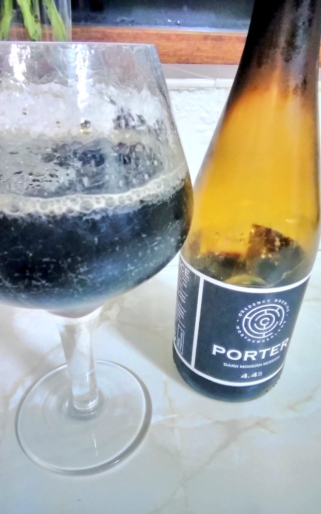 BrewGuy_'s tweet image. Second one to tonight from @credencebrewing 
And a bloody good proper Porter 👏
#HopGodFriday