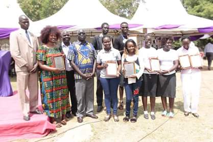 Voices4peac's tweet photo. #VPPD and other 7 organizations who won best awards during NNGO exhibitions in nyakuron cultural center #Weteam4Peace in #SouthSudan #Nohate https://t.co/VqK2eihku2