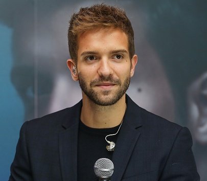 doalcarcarmen's tweet photo. @nimalevy @PaquiARNerva @EcPabloAlboran @kospisa @Flakys32Maria @pabloalboran @carmencitaff46 @NoviasDeAlboran @claudiareal24 @smarial4 @cristina_serras @ALMITA_MARTINEZ @LaAhVe @Funcasta_80 @Carmenbarcaru @maregosco @VitoCampuzano @AnaSolepaz @carosev1 .....su mirada siempre me abre el cielo....#alboranprometo
@pabloalboran #Prometo🎼💙! https://t.co/WzFmPKUZIX