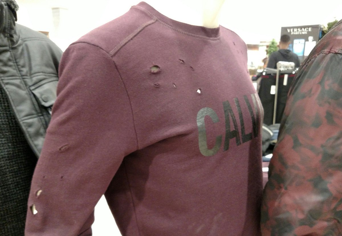 universalhub's tweet image. At the South Shore Plaza, marveling that Lord &amp;amp; Taylor is selling moth-eaten shirts and that Think Geek is out of plushie bacteria #mallproblems