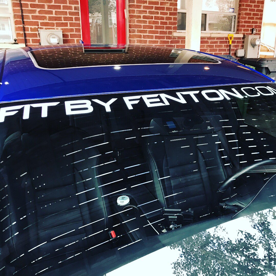 signbrosTO's tweet photo. Just doing some car graphic installs today ! https://t.co/1kNG94hgwk