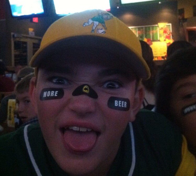 carsonthomas7's tweet image. Happy birthday brother @JordanIsquith12