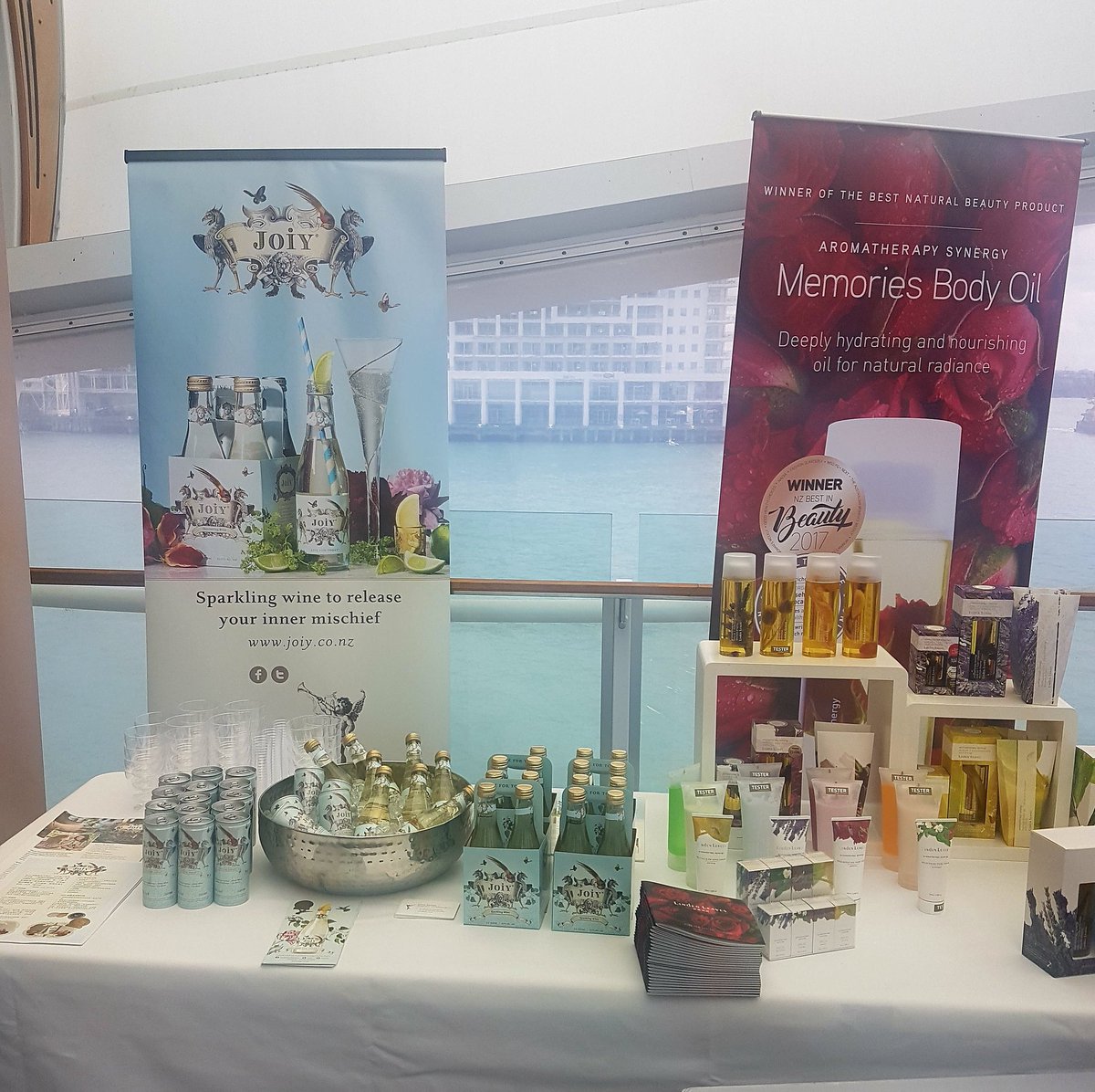 Great day at The Cloud for Enring International Partner Conference #enring #zinoventures thanks for having #Joiywine #bubbles