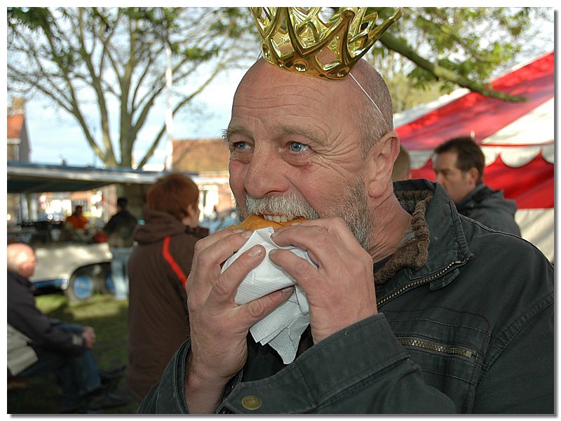 jwomta's tweet photo. Ben blij, tevreden en dankbaar. De vereniging #PvdA #Goes heeft mij opnieuw als lijsttrekker gekozen voor de gemeenteraadsverkiezingen in maart. Na deze zestiger komen drie talentvolle twintigers. Hoe  toekomstbestendig kun je een politieke partij maken! https://t.co/gfw4sNsK6B