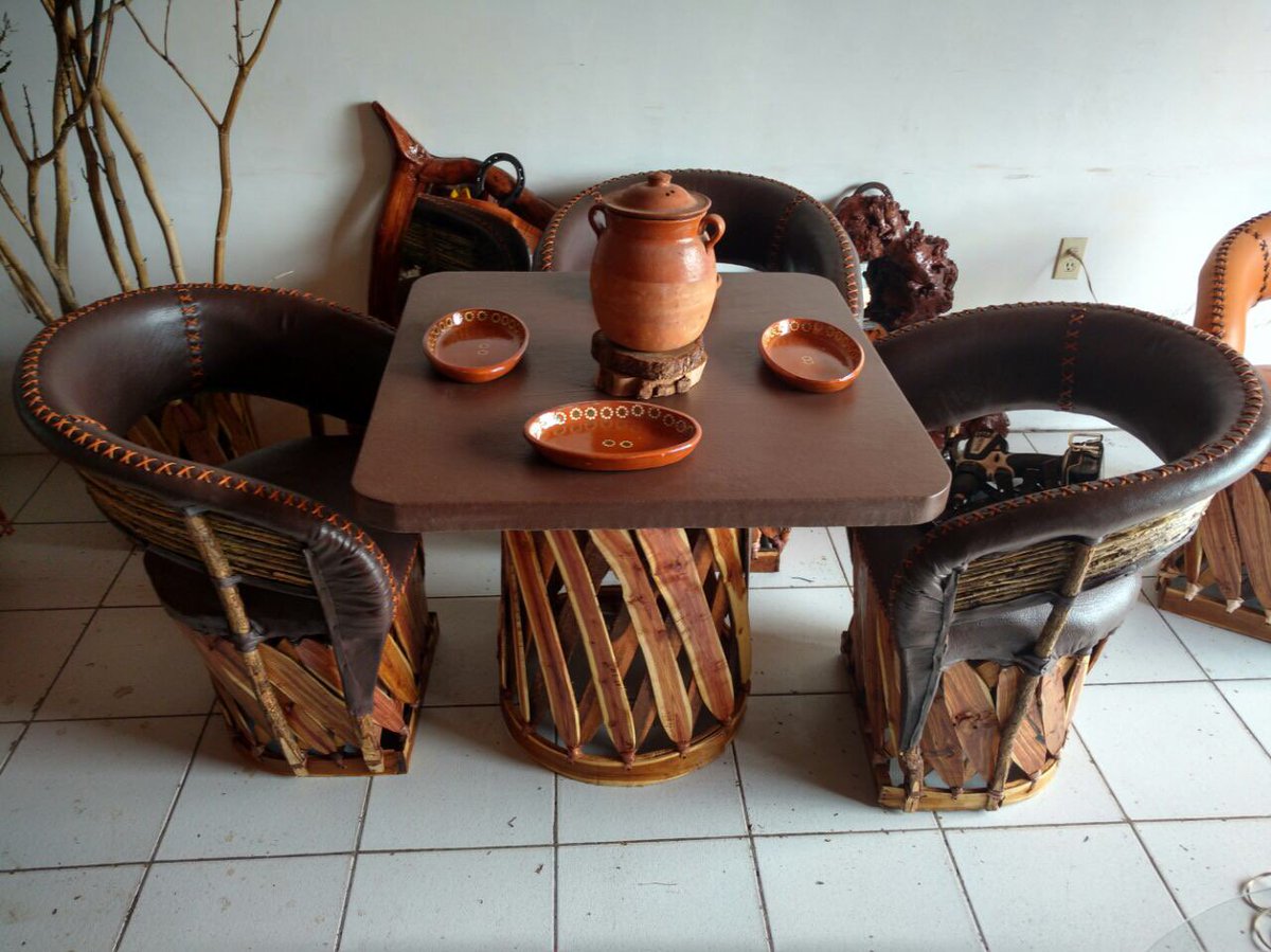 TocayoMarko's tweet photo. #Equipales #diningset #custommade #comedor #rustic #Mexican #furniture #artisan #chairs #Jalisco #BajaCalifornia #SanDiego #tocayoimports #cancun #CancunTequila https://t.co/jSAkOMcSR5